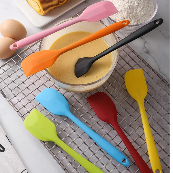 2Pcs Cream Baking Scraper Non-stick Silicone Spatula Kitchen Pastry Blenders Salad Cake Mixer Butter Batter Pies Cooking Tools